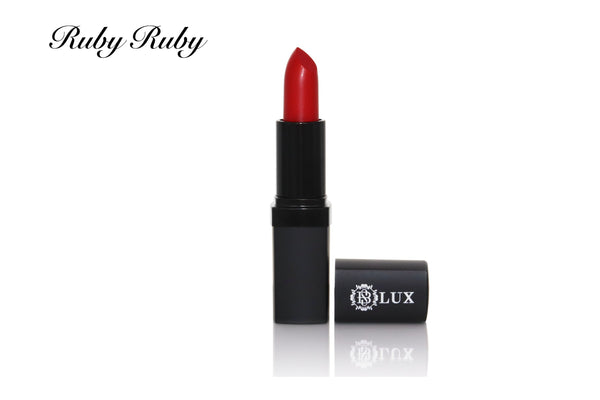 Red lipstick - sheer matte 